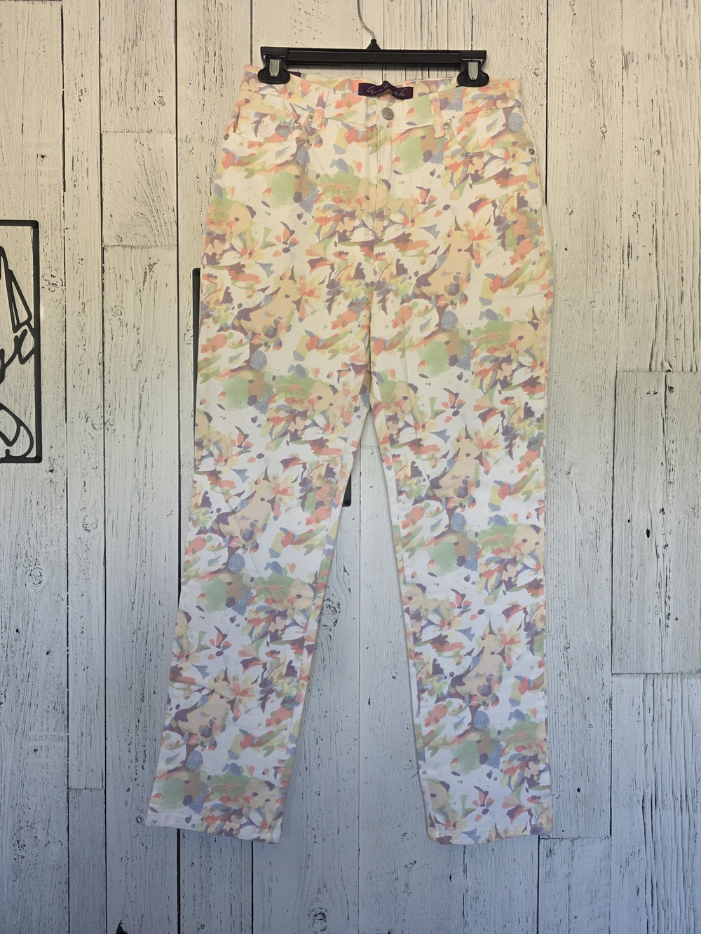 Gloria Vanderbilt Amanda Floral Print Swan Series Jeans NWT Size 6 Soft Touch